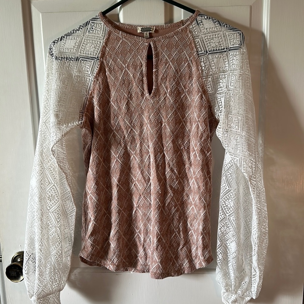 Buckle top. Like new